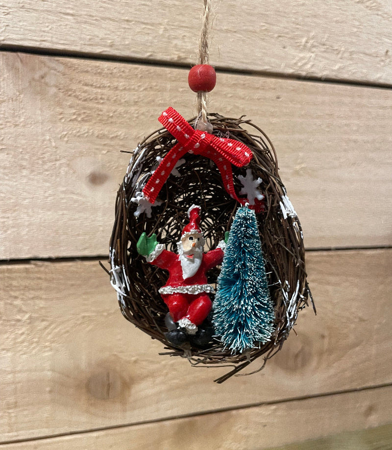 Santa In Basket