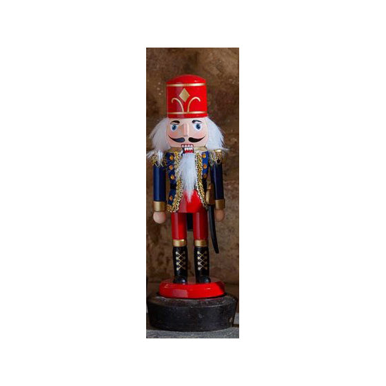 Nutcracker Medium 20cm Traditional