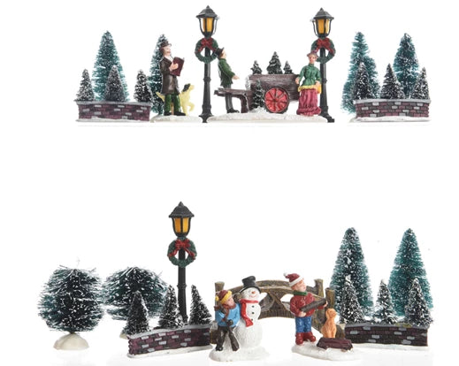 Polyresin Wintery Scene 31cm