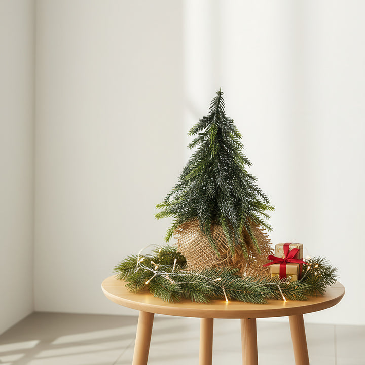 kaemingk mini tree w/ glitter in jute bag - green