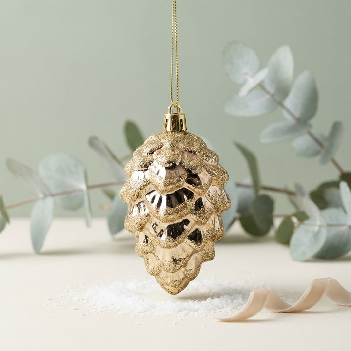 Pinecone On Wire Shatterproof 2asst gold